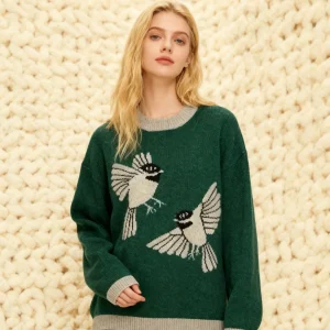 Retro Green Bird Pattern Knitted Sweater Round Neck Long Sleeve Womens Fashion Autumn Top Cozy Knitwear